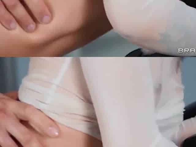 Maximo Garcia And Lola Bellucci In Lolas Fuckable Feet