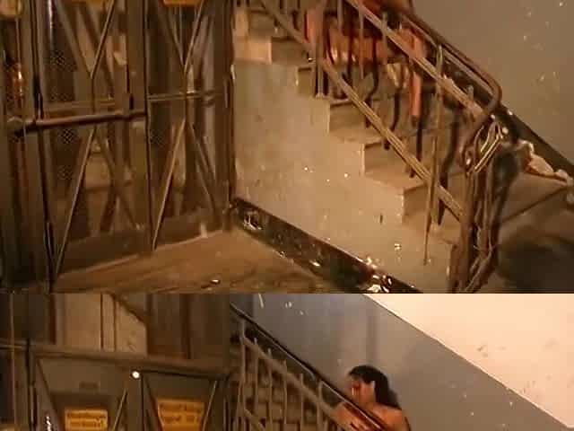 Maria Del Costa In Quick Sex In An Old Berlin Hallway