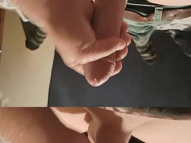 Couldn't expect to come home and wank and cum!