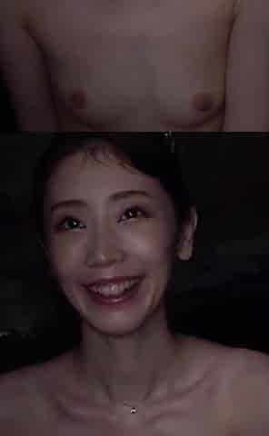 Elegant Gulp Night with a Craving Single Mom Savoring Warm Essence Under the Open Sky Ep-3