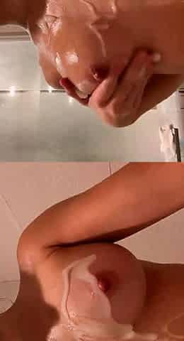 Amateur brunette teen in solo