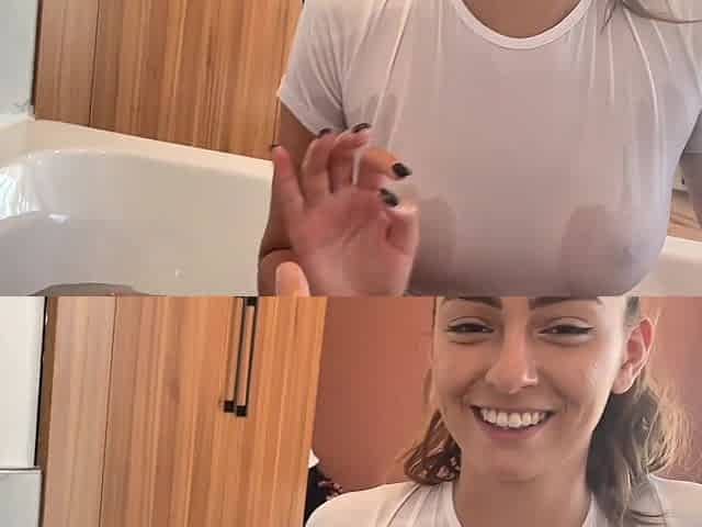 Slim Busty Brunette Waitress Pleases the Hotel Guest With BJ & Wild Sex In the Bathtub