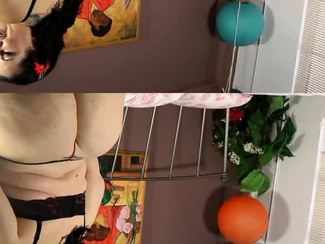 Glory Foxxx fucks herself with a dildo