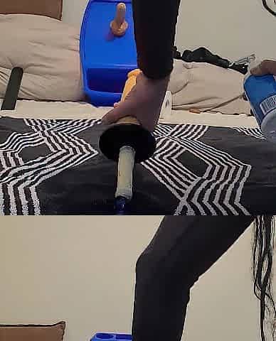 CD Wench WIth Large Butt Banged By Machine Part 1