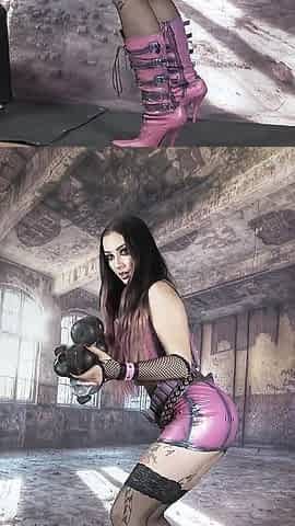 Sharlotte Thorne - 431 - Photoshoot Backstage