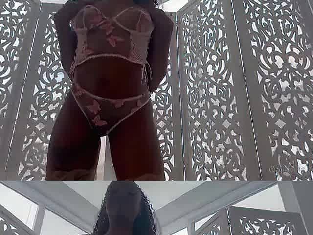 Beautiful Black Teen getting Banged