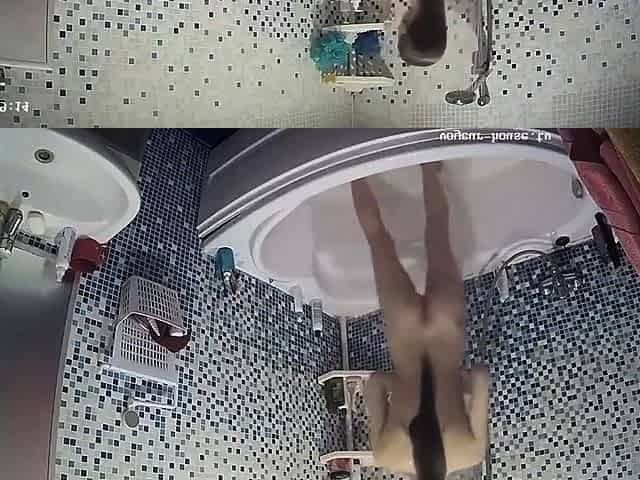 Blonde girl teen a sexy babe shows her pussy thoroughly