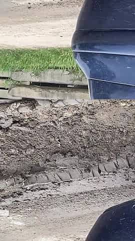 Stuck in Mud Cranking - Heel Pedal Pumping to Handjob & Sloppy Blowjob!