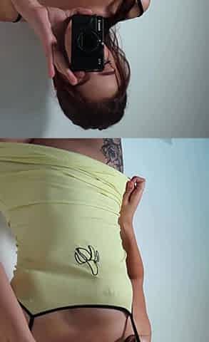 Close up MILF masturbation