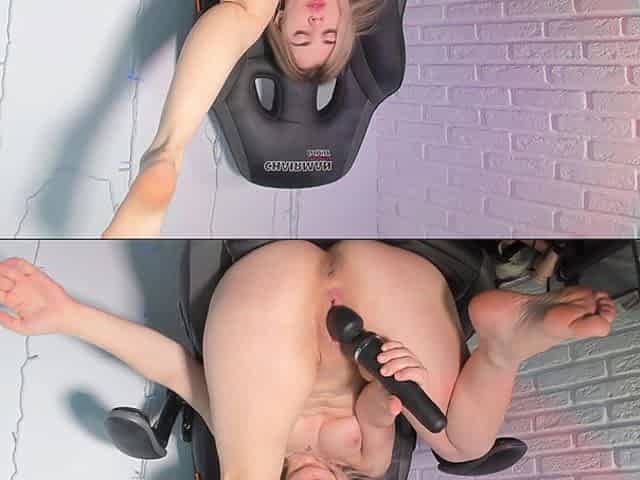 Satisfyig Pussy with Vibrator