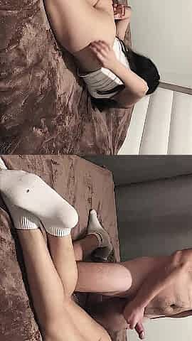 masturbating during the time that watching my gf large booty