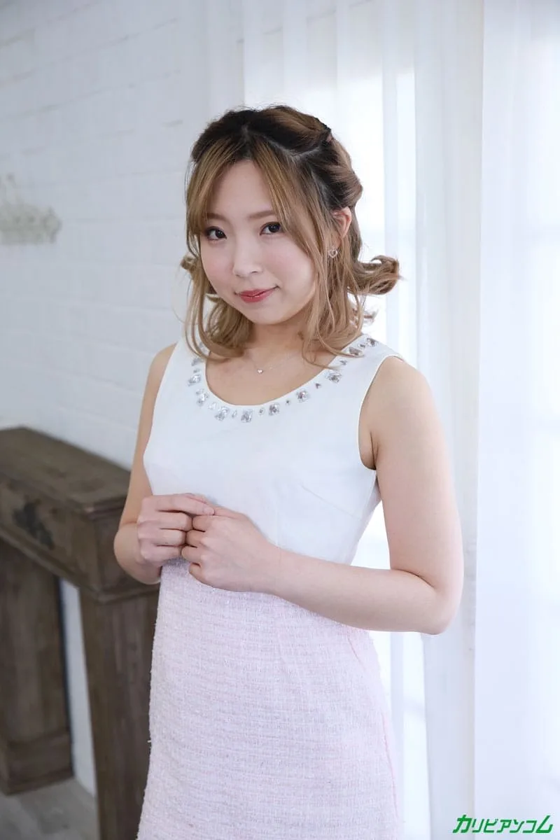 Nữ idol xinh đẹp Chisato Takayama và Nana Kamiyama cùng chia sẻ khoái cảm