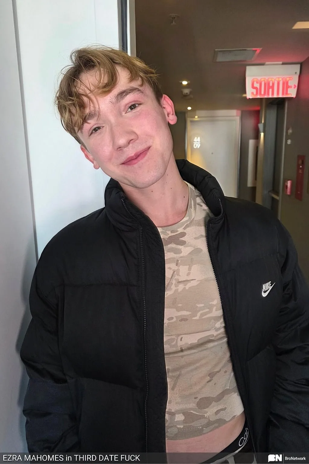 Young gay Ezra Mahomes spreads his butthole while showing off his big ass — Spotlight